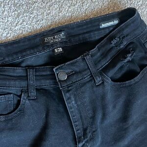 Judy Blue boyfriend fit black high waisted jeans, frayed hem.